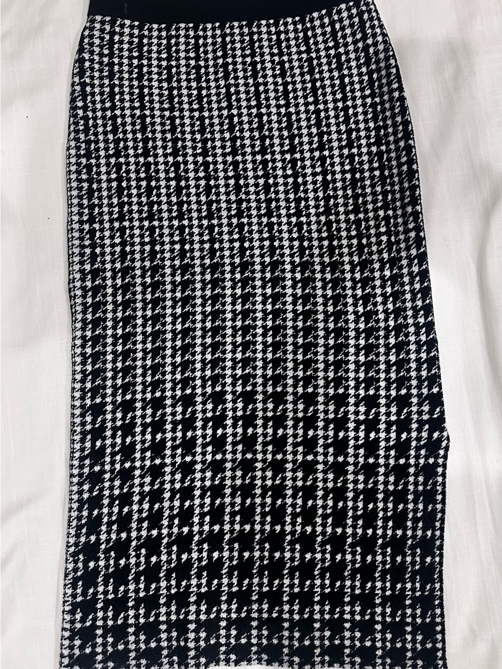 Ted Baker London Houndstooth Knit Midi Pencil Skirt | Size 1